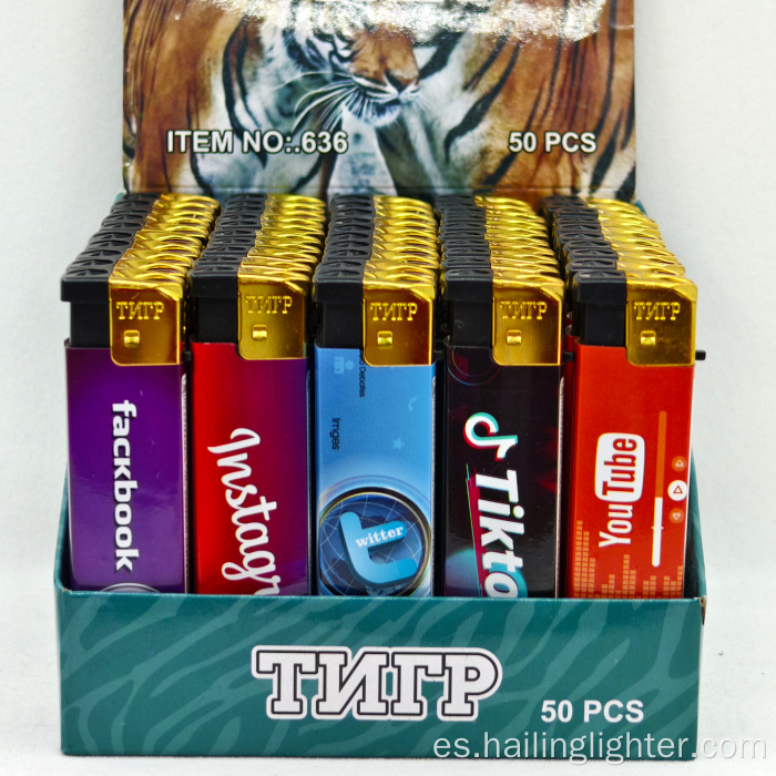 Encendedor electrónico recargable de butano con antorcha LED para cigarrillos